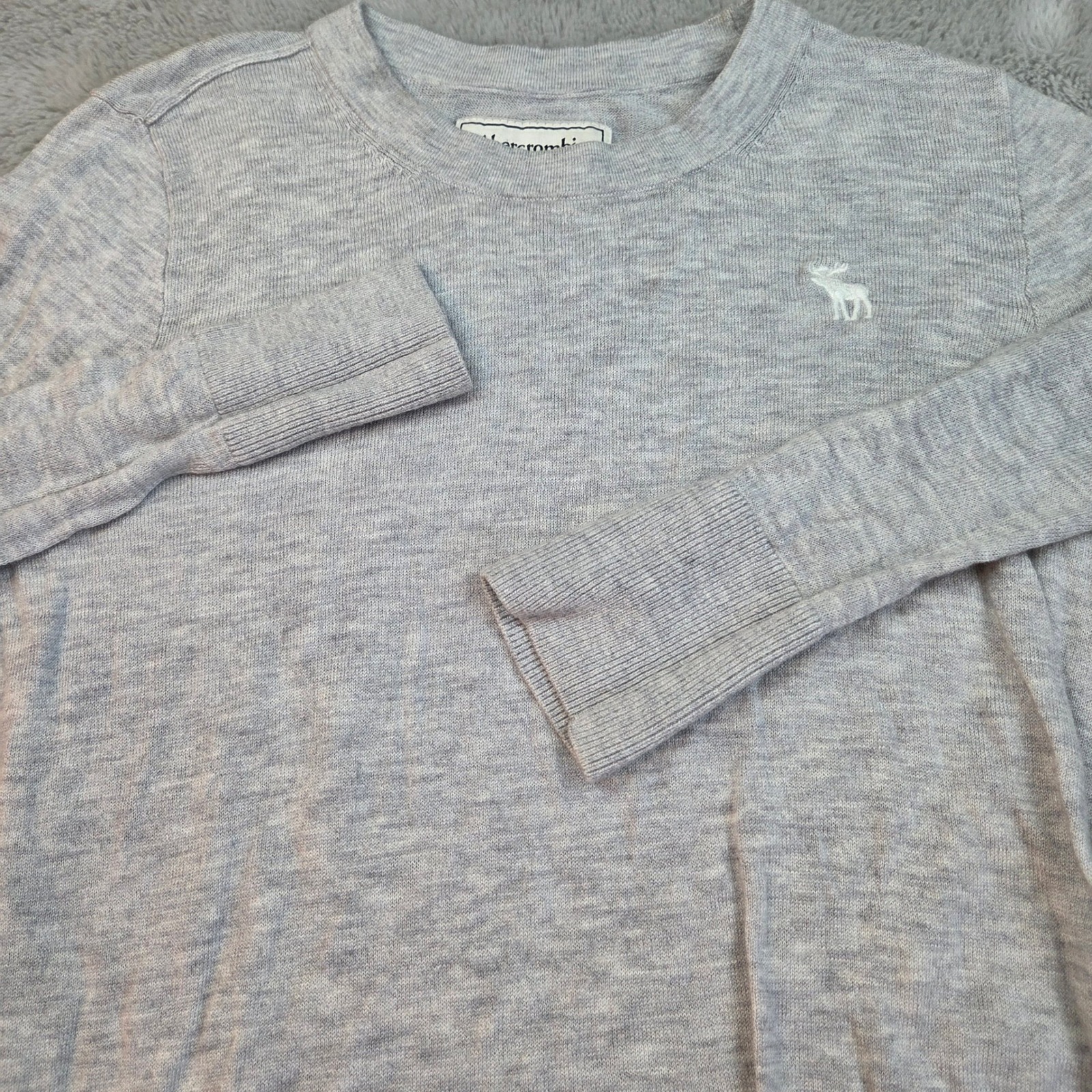 Abercrombie & Fitch Crewneck Sweater Small Gray Long Sleeve Moose Logo Knit